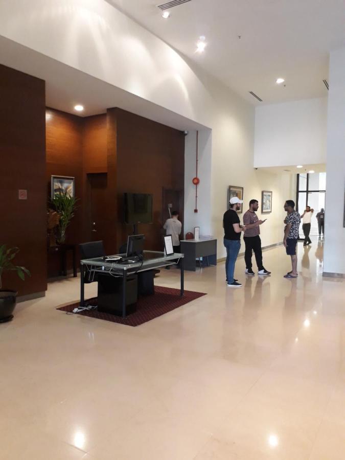 Raymond Suites At Berjaya Times Square Kuala Lumpur Exterior foto