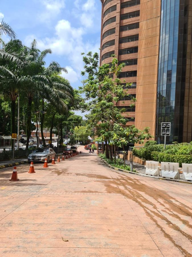 Raymond Suites At Berjaya Times Square Kuala Lumpur Exterior foto